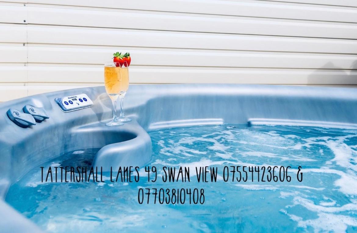 Swan View Retreats # Hottub # Egg Chair # Bbq & Bikes Included 8 Berth Tattershall Kültér fotó