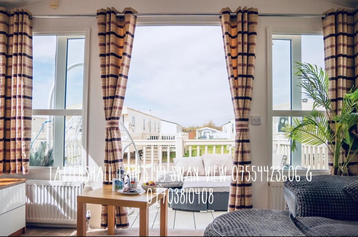Swan View Retreats # Hottub # Egg Chair # Bbq & Bikes Included 8 Berth Tattershall Kültér fotó